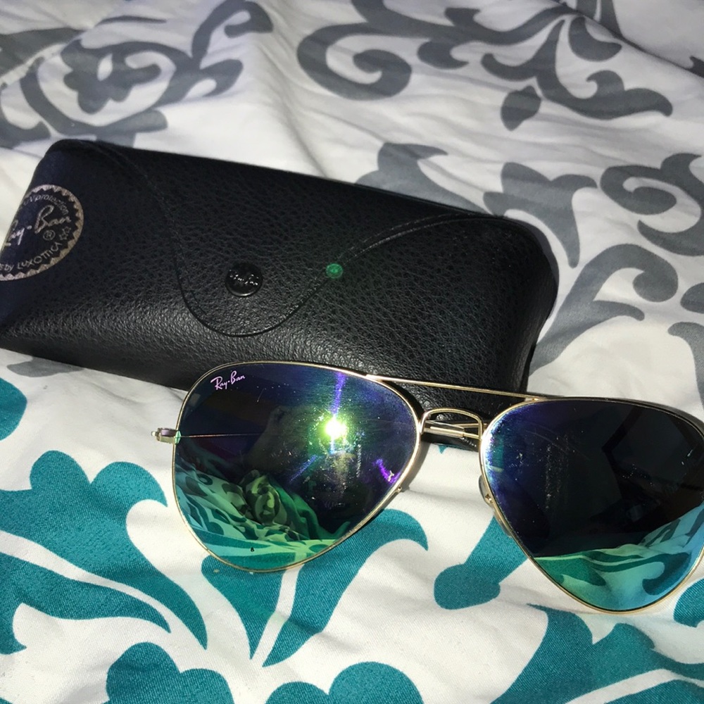 AUTHENTIC RAY BAN AVIATORS